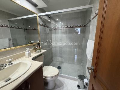 Apartamento en venta en Laureles, Medellín · foto 9 de 20