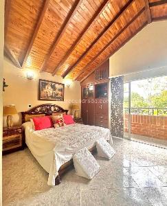 Casa de 4 alcobas en venta en El Bosque, Floridablanca, 387 m² · foto 7 de 10