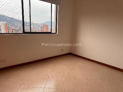 Apartamento de 3 alcobas en venta en La Frontera, Medellín, 114 m² · foto 4 de 18