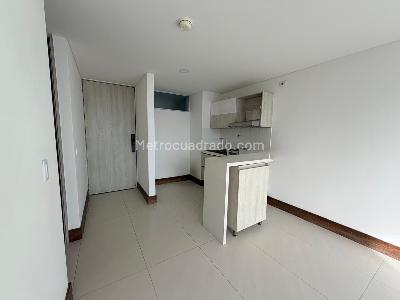 Apartamento de 2 alcobas en venta en Las Lomitas, Sabaneta, 73 m² · foto 4 de 20
