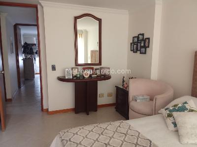 Apartamento en venta en La Floresta, Medellín · foto 8 de 11