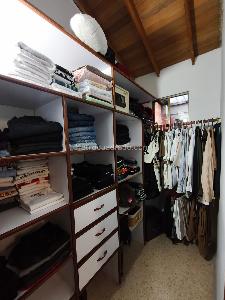 Casa de 4 alcobas en venta en Las Santas, Medellín, 284 m² · foto 17 de 20