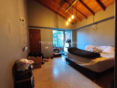 Casa de 4 alcobas en venta en Las Santas, Medellín, 284 m² · foto 20 de 20