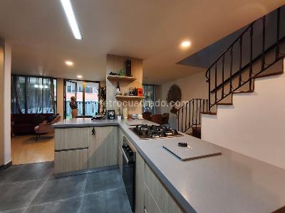 Casa de 4 alcobas en venta en Las Santas, Medellín, 284 m² · foto 6 de 20