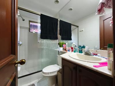 Casa de 4 alcobas en venta en Las Santas, Medellín, 284 m² · foto 8 de 20