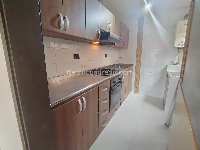 Apartamento en venta en Castilla, Bogotá · foto 11 de 19