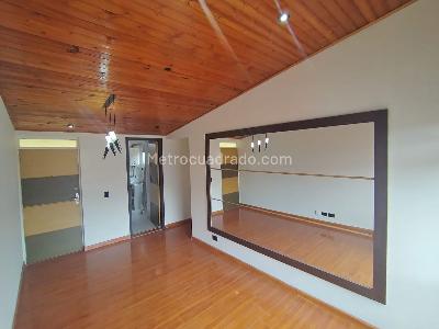 Apartamento en venta en Castilla, Bogotá · foto 3 de 19