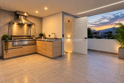 Casa de 3 alcobas en venta en Ciudad 2000, Cali, 239 m² · foto 9 de 9