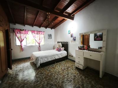 Apartamento en venta en Villa Hermosa, Medellín · foto 10 de 18