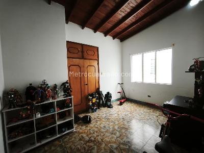 Apartamento en venta en Villa Hermosa, Medellín · foto 13 de 18
