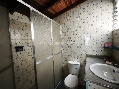 Apartamento en venta en Villa Hermosa, Medellín · foto 14 de 18