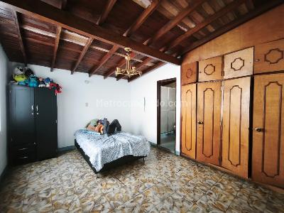 Apartamento en venta en Villa Hermosa, Medellín · foto 9 de 18