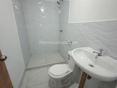 Casa de 5 alcobas en venta en Villa Del Sur, Cali, 380 m² · foto 16 de 19