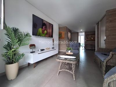 Apartamento en venta en Laureles, Medellín · foto 2 de 19
