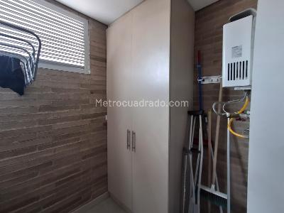 Apartamento en venta en Laureles, Medellín · foto 7 de 19