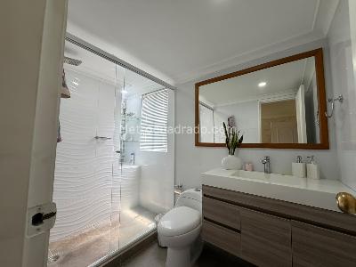 Apartamento de 3 alcobas en venta en El Diamante 2, Medellín, 150 m² · foto 20 de 20