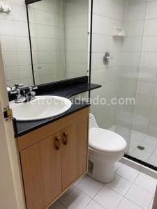 Apartamento de 3 alcobas en venta en Loma De San Julian, Medellín, 87 m² · foto 9 de 17