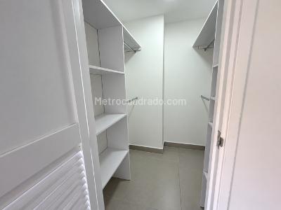 Apartamento en venta en Oviedo, Medellín · foto 14 de 20