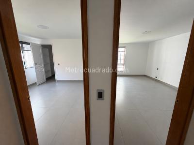 Apartamento en venta en Oviedo, Medellín · foto 7 de 20