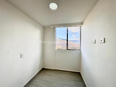 Apartamento de 3 alcobas en venta en Santa Ana, Bello, 55 m² · foto 8 de 13