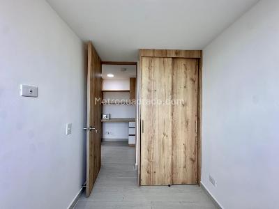 Apartamento de 3 alcobas en venta en Santa Ana, Bello, 55 m² · foto 9 de 13