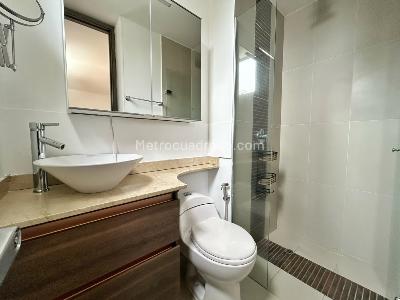 Apartamento de 2 alcobas en venta en Cerro Cristales, Cali, 80 m² · foto 13 de 20