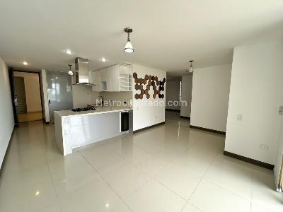 Apartamento de 2 alcobas en venta en Cerro Cristales, Cali, 80 m² · foto 6 de 20