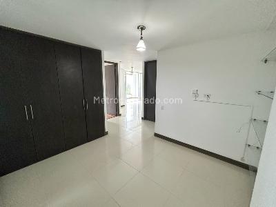 Apartamento de 2 alcobas en venta en Cerro Cristales, Cali, 80 m² · foto 8 de 20