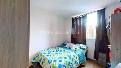 Apartamento en venta en La Alborada, Cali · foto 8 de 15