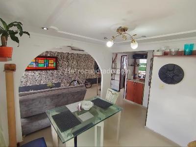 Apartamento en venta en Castilla, Bogotá · foto 2 de 20