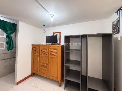 Casa de 4 alcobas en venta en Robledo, Medellín, 65 m² · foto 8 de 11