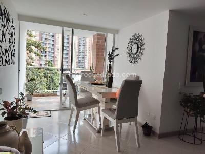 Apartamento de 3 alcobas en venta en Ciudadela Del Parque, Itagüí, 68 m² · foto 5 de 12