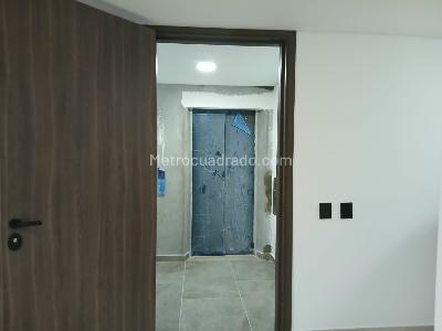 Apartamento en venta en Laureles, Medellín · foto 8 de 20