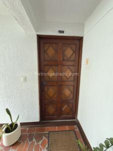 Apartamento de 3 alcobas en venta en Pampalinda, Cali, 90 m² · foto 3 de 20