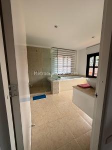 Casa de 4 alcobas en venta en Pance, Cali, 323 m² · foto 3 de 20