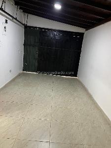 Casa de 4 alcobas en venta en Calasanz Parte Baja, Medellín, 200 m² · foto 13 de 14