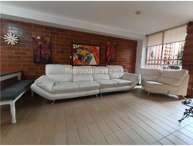 Casa de 3 alcobas en venta en San Antonio De Pereira, Rionegro, 108 m² · foto 3 de 20