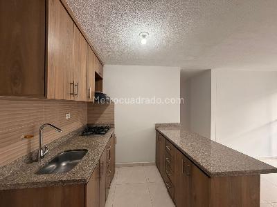 Apartamento en venta en Santa Maria No, Itagüí · foto 5 de 12