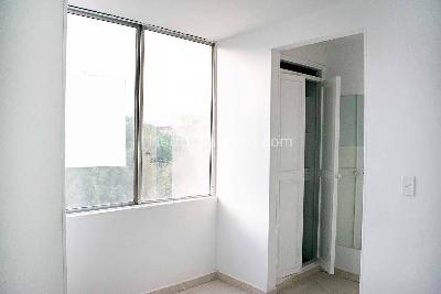 Apartamento de 1 alcoba en venta en Rosales, Medellín, 31 m² · foto 3 de 16