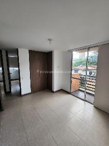 Apartamento de 3 alcobas en venta en Suramericana, Medellín, 72 m² · foto 8 de 10