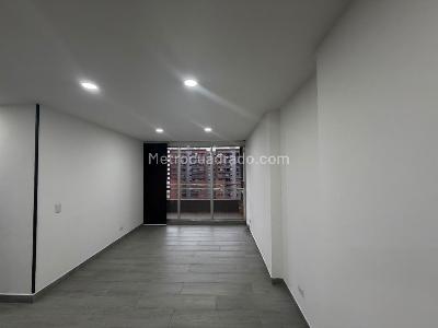Apartamento de 3 alcobas en arriendo en Ciudad Del Rio, Medellín, 76 m² · foto 3 de 10