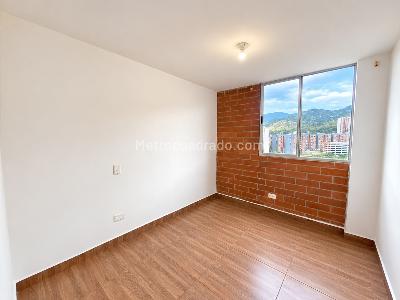 Apartamento de 3 alcobas en venta en Santa Maria 2, Itagüí, 64 m² · foto 7 de 9