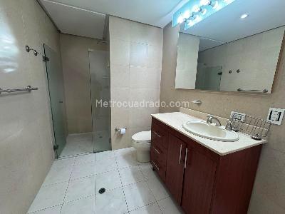 Apartamento de 3 alcobas en venta en Patio Bonito, Medellín, 180 m² · foto 18 de 19