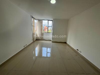 Apartamento en arriendo en Patio Bonito, Medellín · foto 12 de 19
