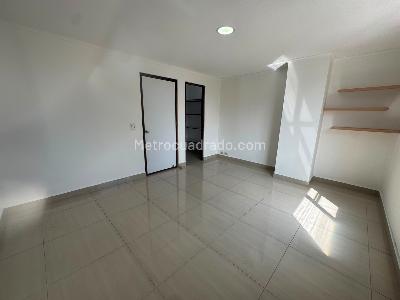 Apartamento en arriendo en Patio Bonito, Medellín · foto 8 de 19
