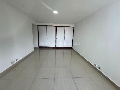 Apartamento en arriendo en Patio Bonito, Medellín · foto 9 de 19