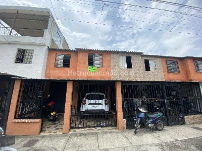 Casa de 3 alcobas en venta en Parques De La Italia, Palmira, 150 m² · foto 17 de 17