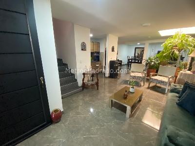 Casa de 3 alcobas en venta en Parques De La Italia, Palmira, 150 m² · foto 3 de 17