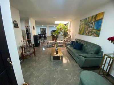 Casa de 3 alcobas en venta en Parques De La Italia, Palmira, 150 m² · foto 4 de 17