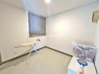 Apartamento de 3 alcobas en venta en Cristales, Cali, 123 m² · foto 18 de 19